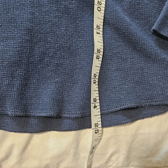 University Of Michigan Adidas Long Sleeve Small - Picture 6 of 7